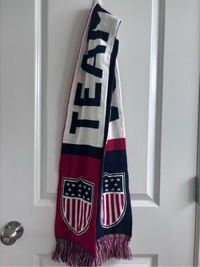 UNISEX Red, White & Blue Knit Team USA Scarf